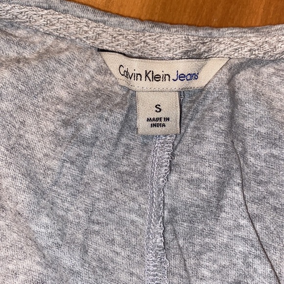 NWOT~CALVIN KLEIN TANK TOP~MENS SMALL - Picture 3 of 4